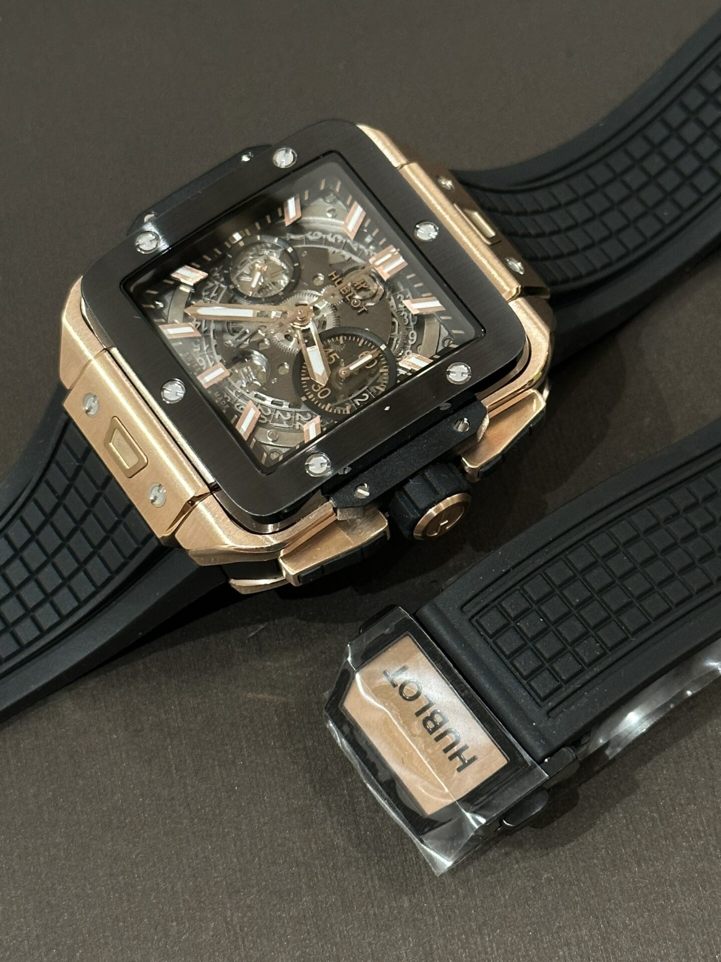 Hublot Big Big Square Best Replica Watch Rose Gold Black Bezel 42mm - Top club