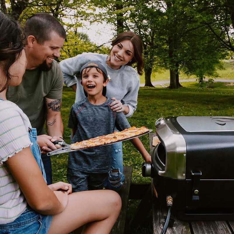Halo Outdoor Pizza Oven, 16 in - Versa 16 - Image 2 Halo Outdoor Pizza Oven, 16 in - Versa 16 - Image 2