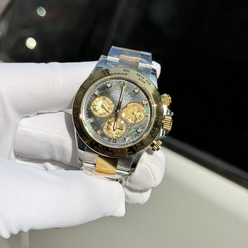 Rolex Cosmograph Daytona Replica Watch Mother Of Pearl   Moissanite Diamonds Dial 40mm - Elite Watch Atelier
