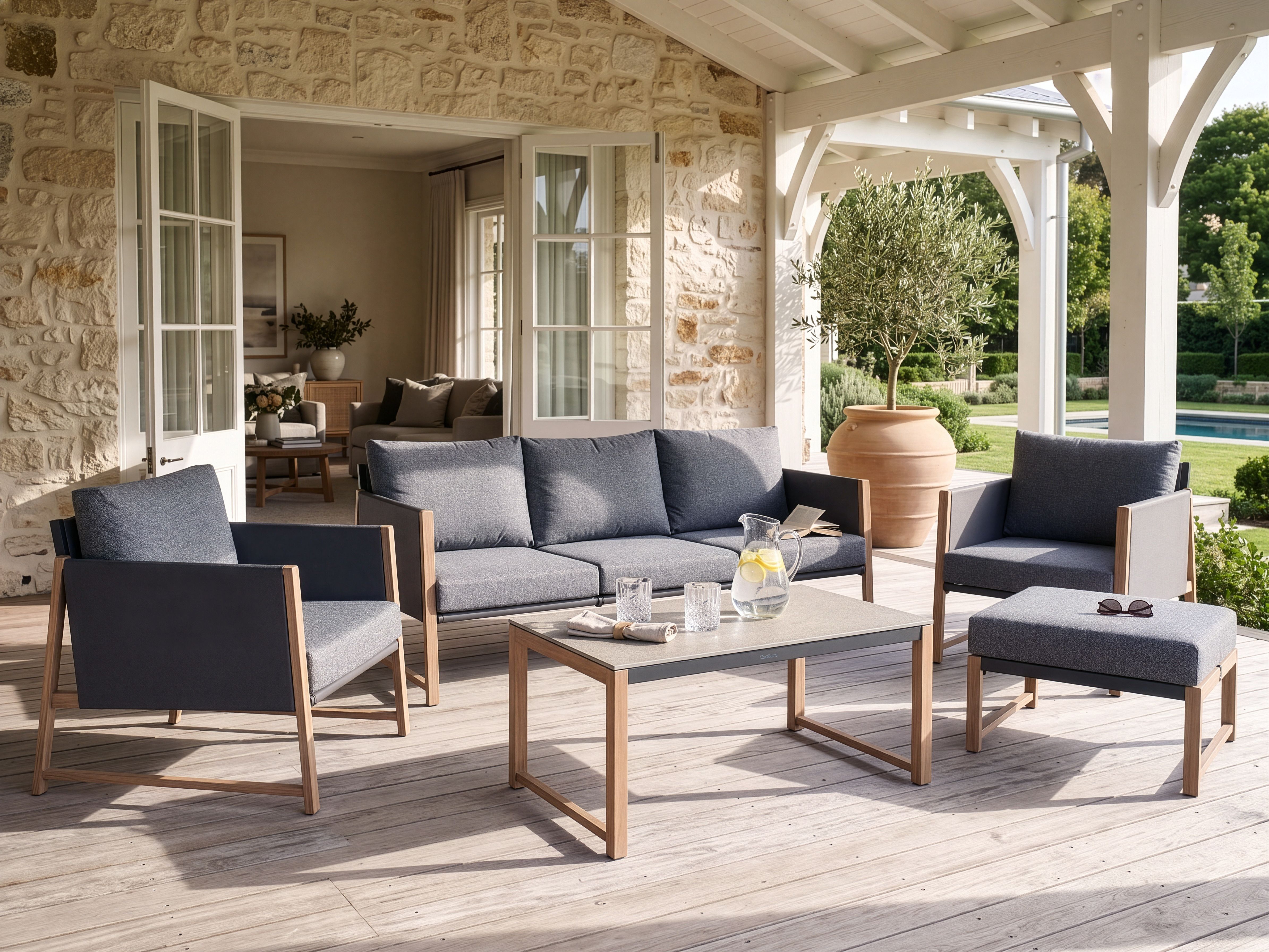 Garden Lounge Set with Table and Ottoman 5 Seater NOLA Metal Grey