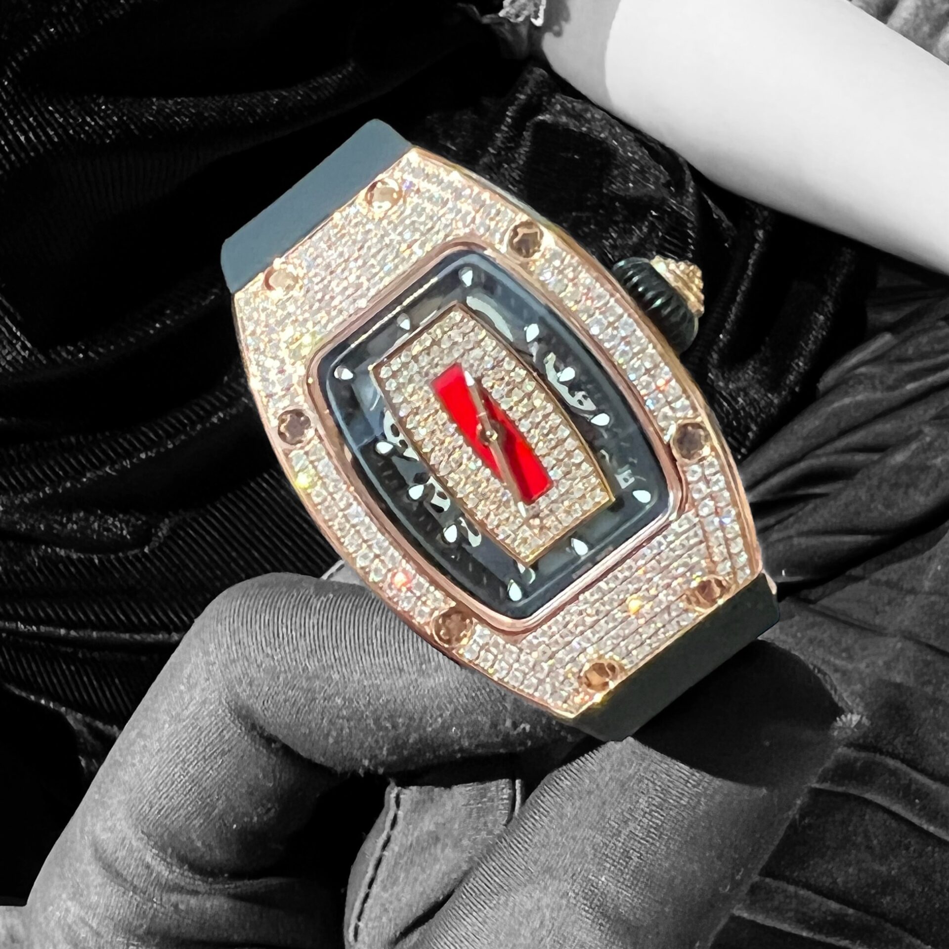 Richard Mille RM007 Replica Watch Rose Gold Wrapped With Full Natural Diamond 36mm - Top club