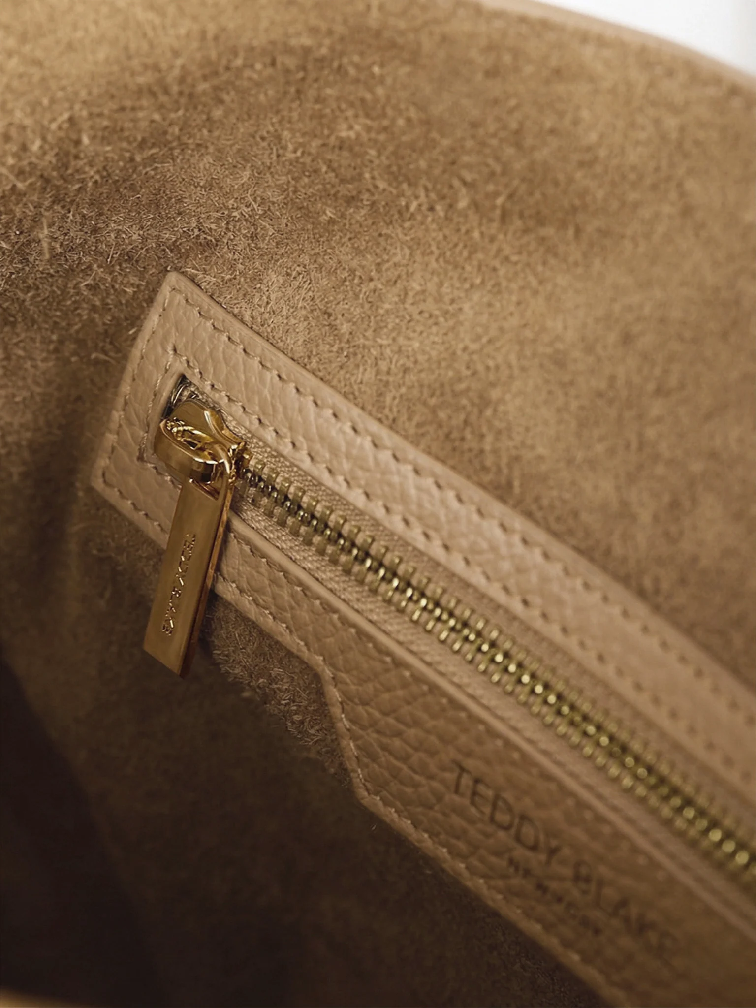 Amelia Suede 15