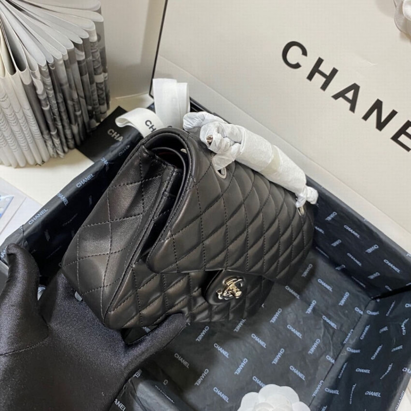 Replica Chanel Small Classic Double Flap Bag A01113 In Lambskin1:1High-quality replica