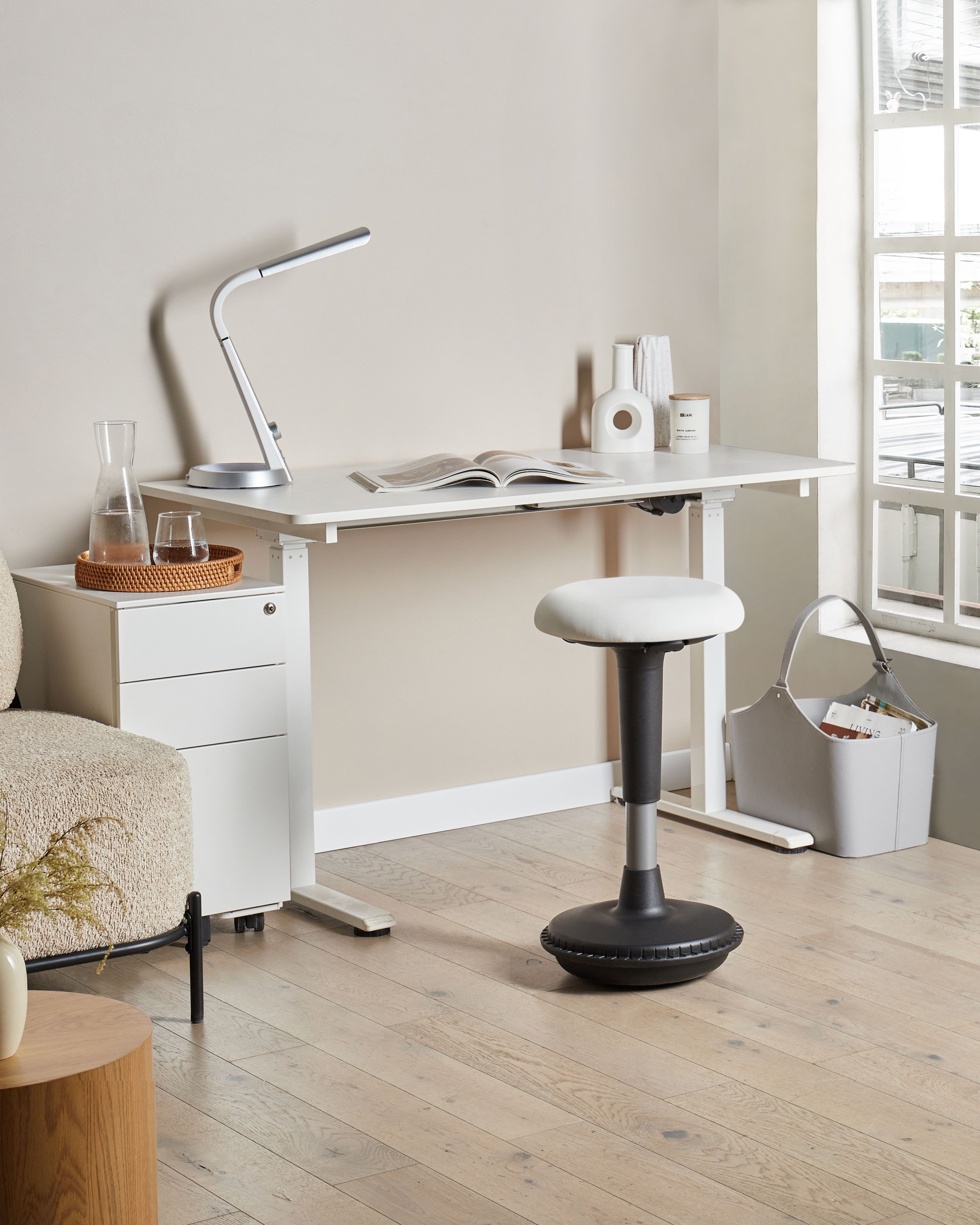 Wobble Stool ESTELL Faux Leather White