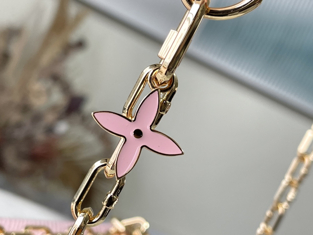 Louis Vuitton Twist MM M210271:1High-quality replica