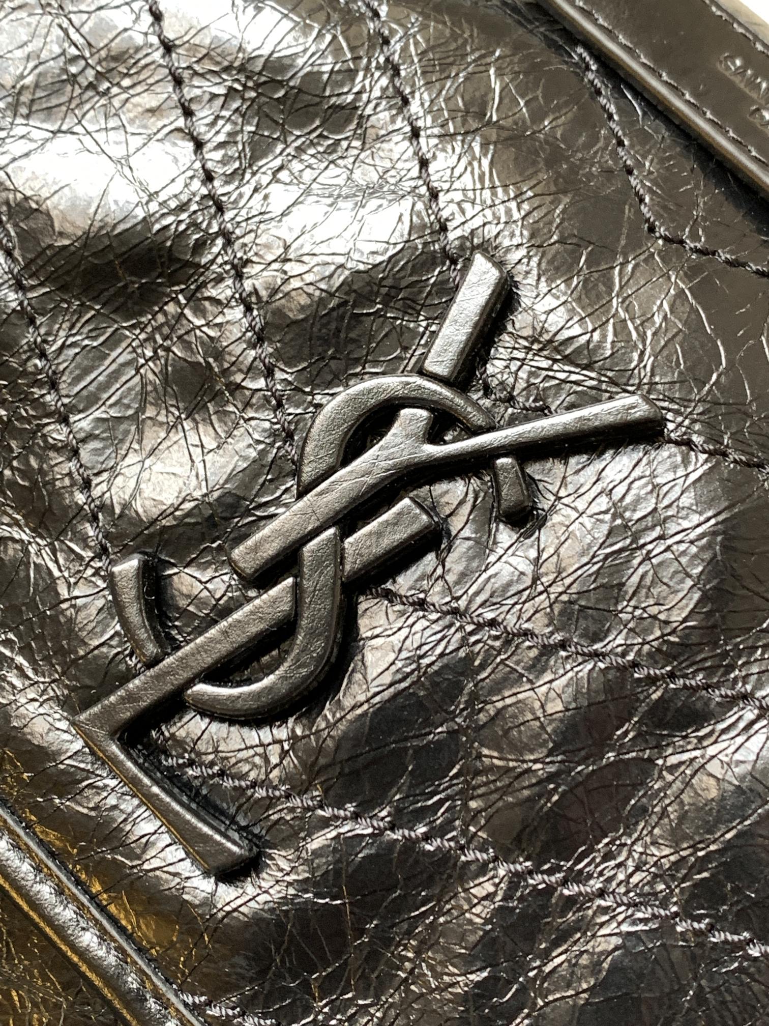 NIKI MEDIUM CHAIN BAG IN SUEDE1:1High-quality replica