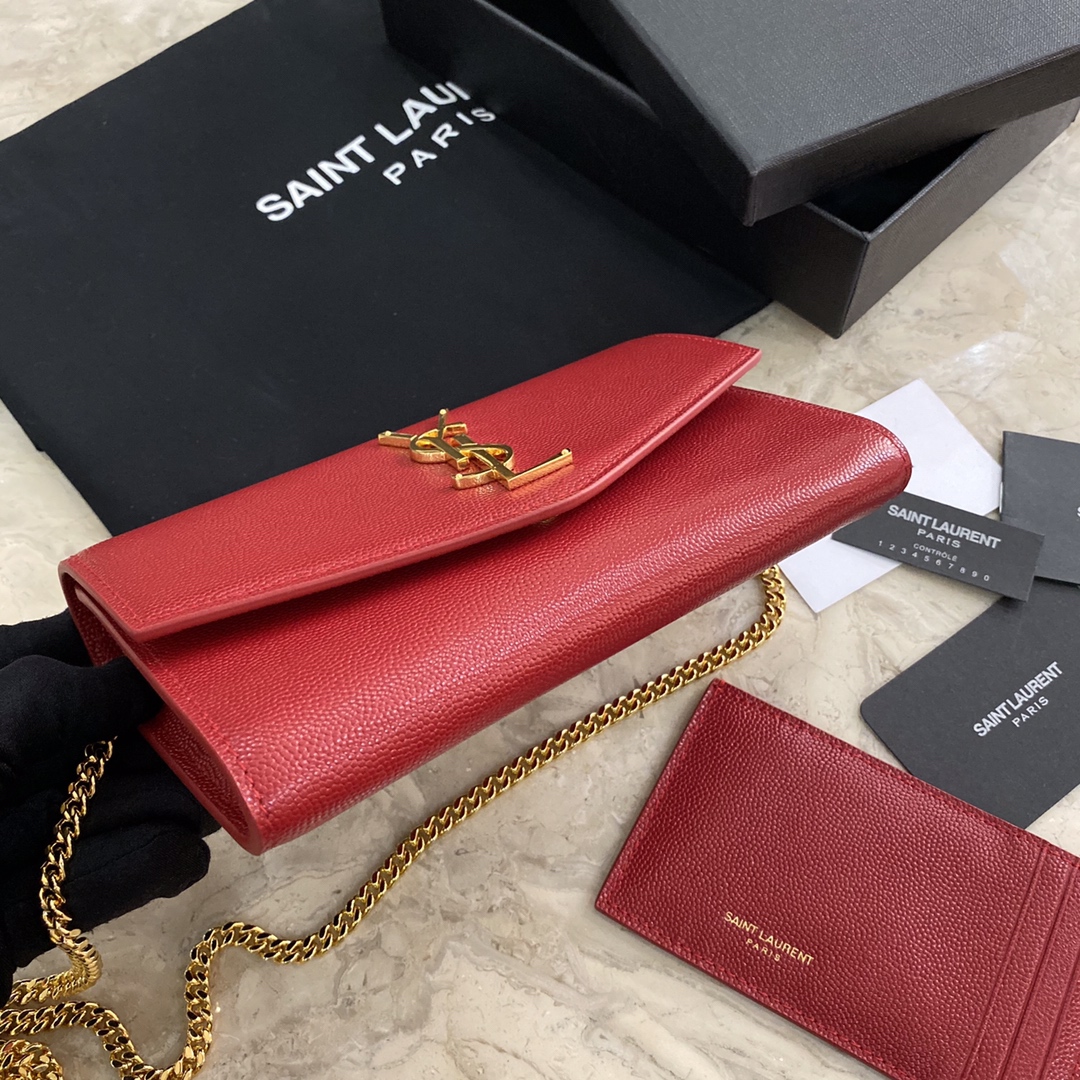 UPTOWN CHAIN WALLET IN CROCODILE-EMBOSSED SHINY LEATHER1:1High-quality replica