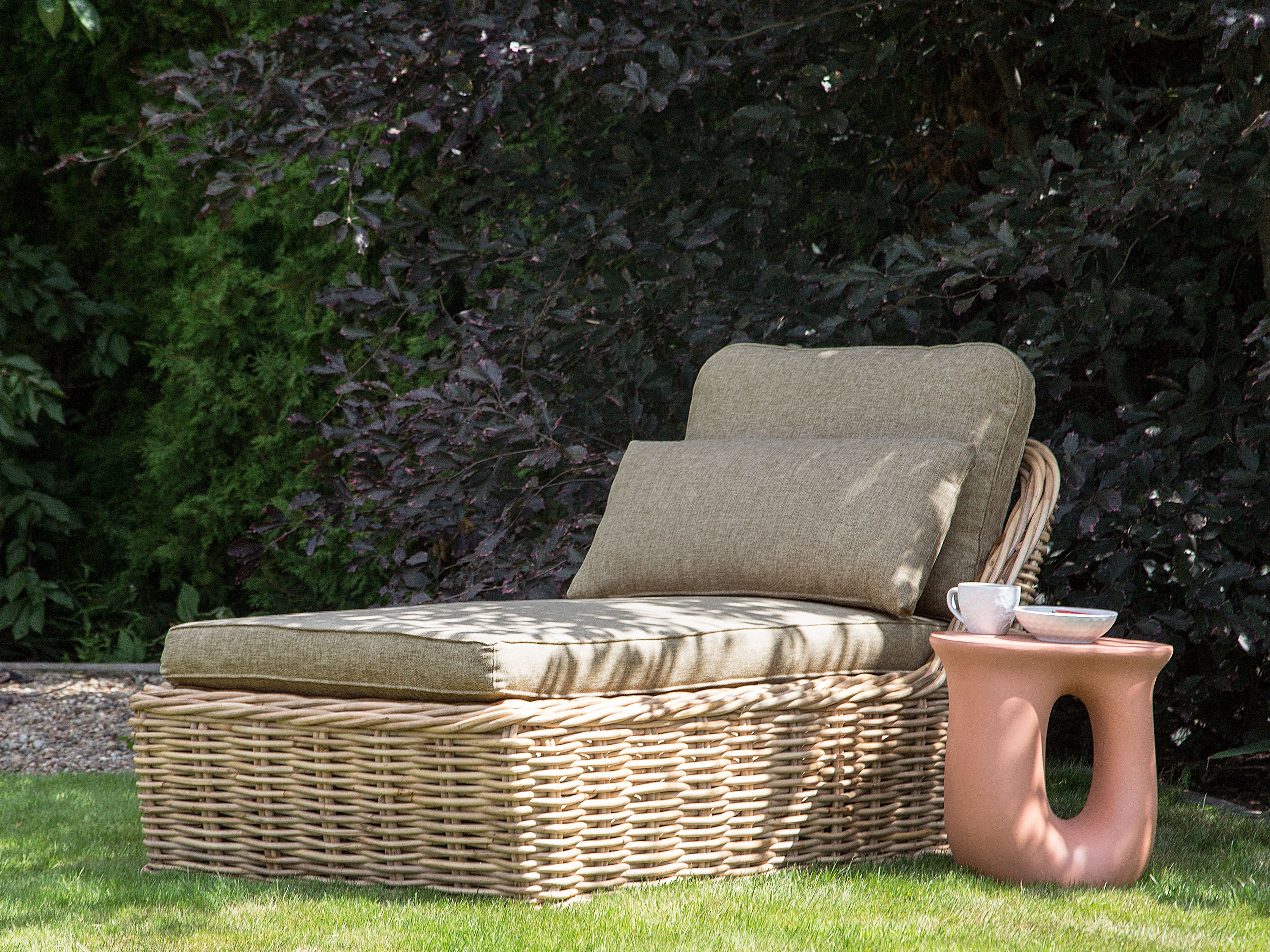Sun Lounger with Cushion BELSITO Rattan Natural