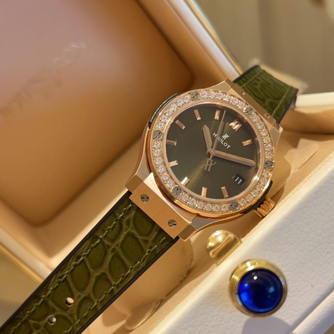 Hublot Classic 33mm High-End Women's Watch(1:1 replica) - Top club