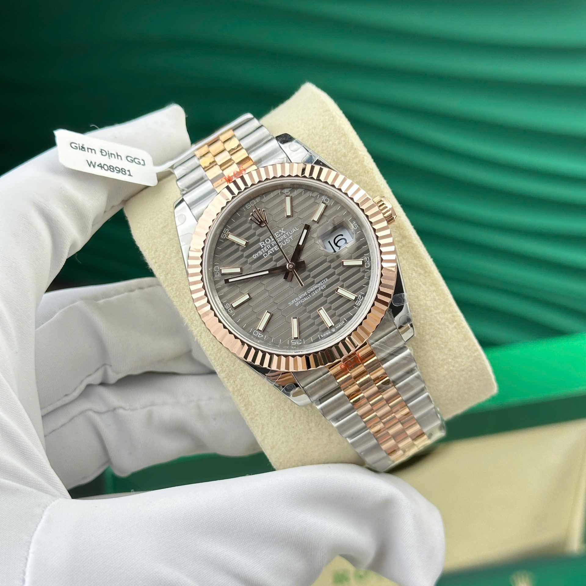 Rolex DateJust 126331 Gold Wrapped Gray Fluted Dial Replica Watches GM Factory V5 41mm - Elite Watch Atelier