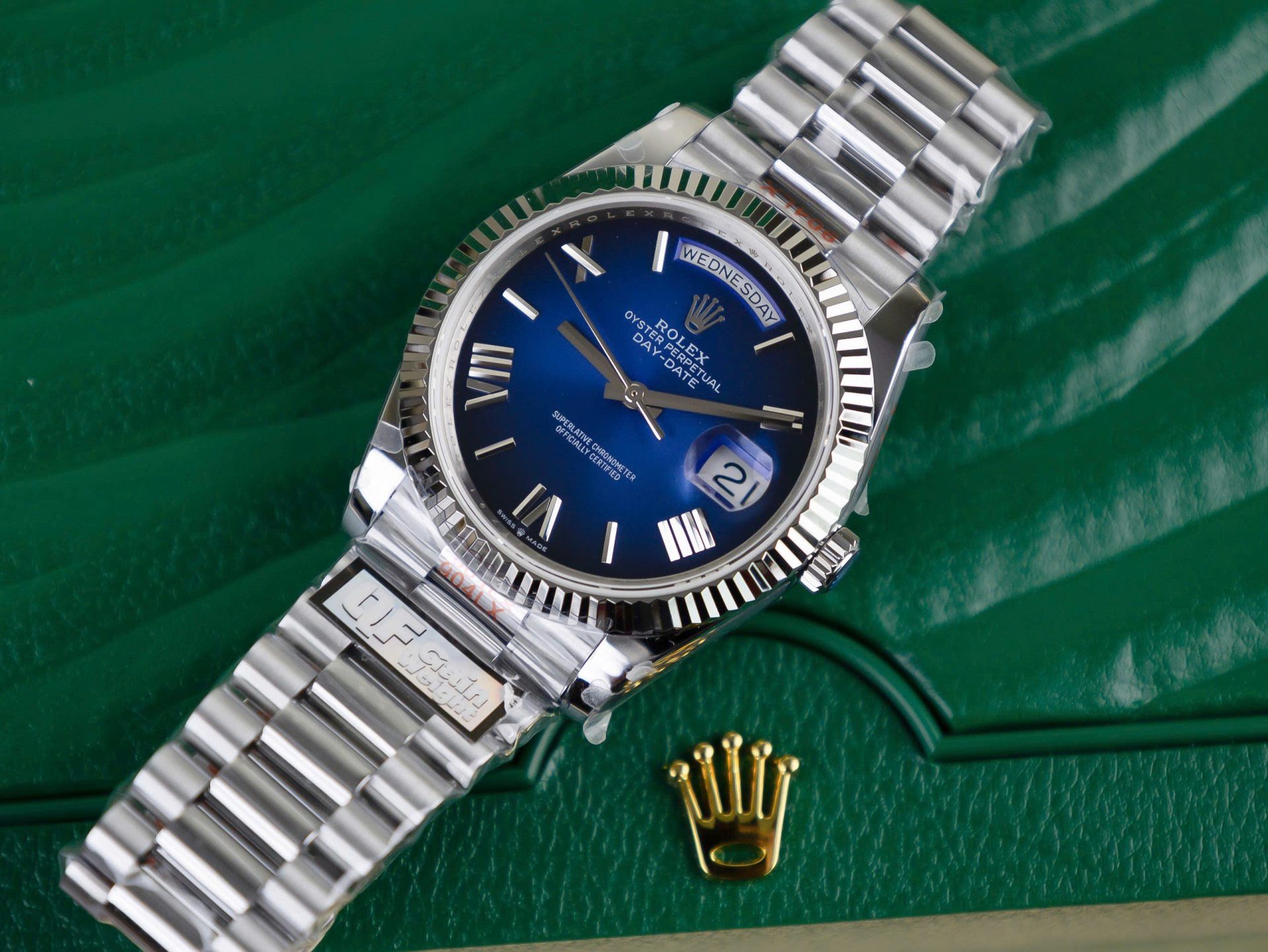 Rolex Day-Date 228239 Replica 11 Watch Dial Blue Ombre Weight 186 Grams QF 40mm - Top club