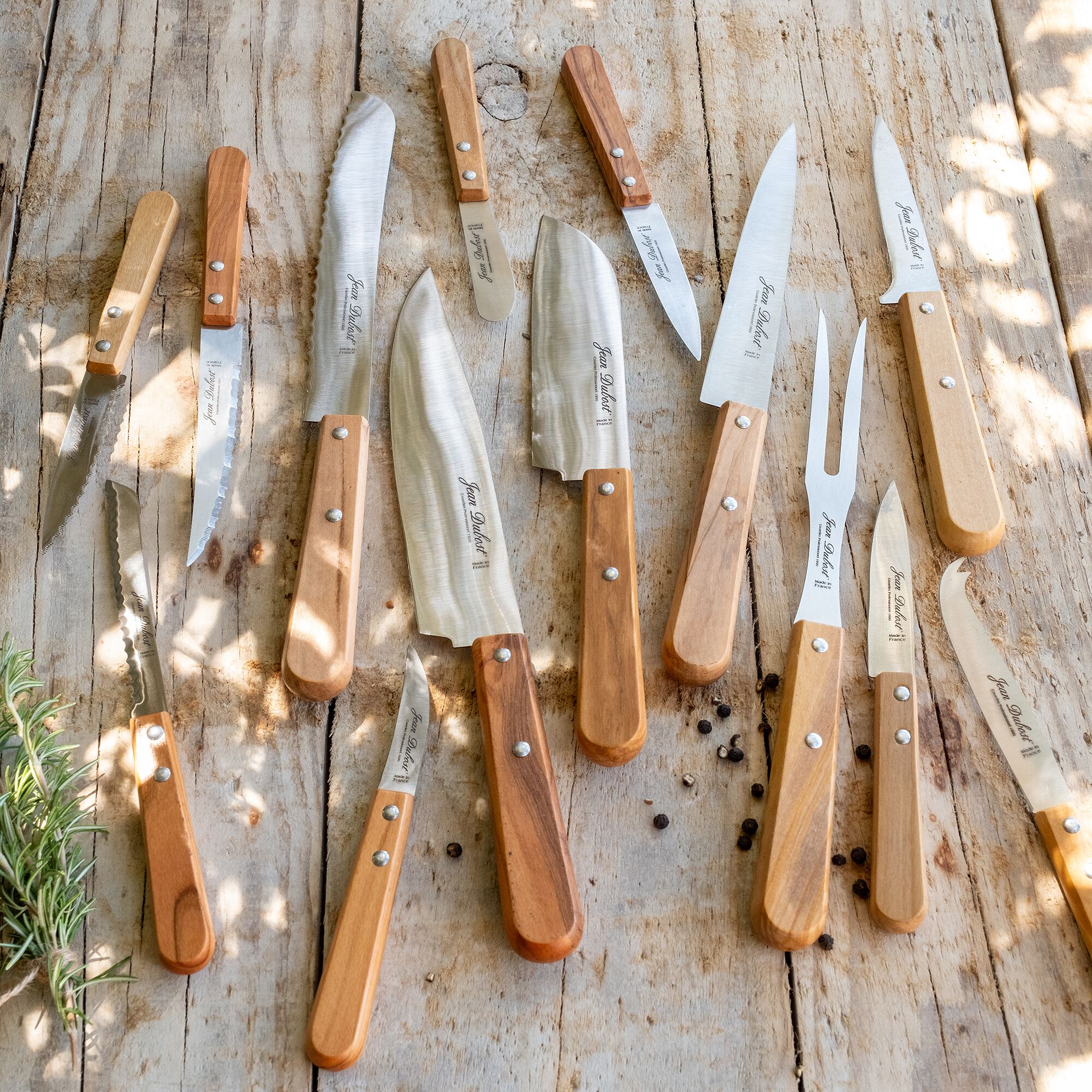TRADITION - Couteau de cuisine en inox et bois d'olivier 28cm - naturel