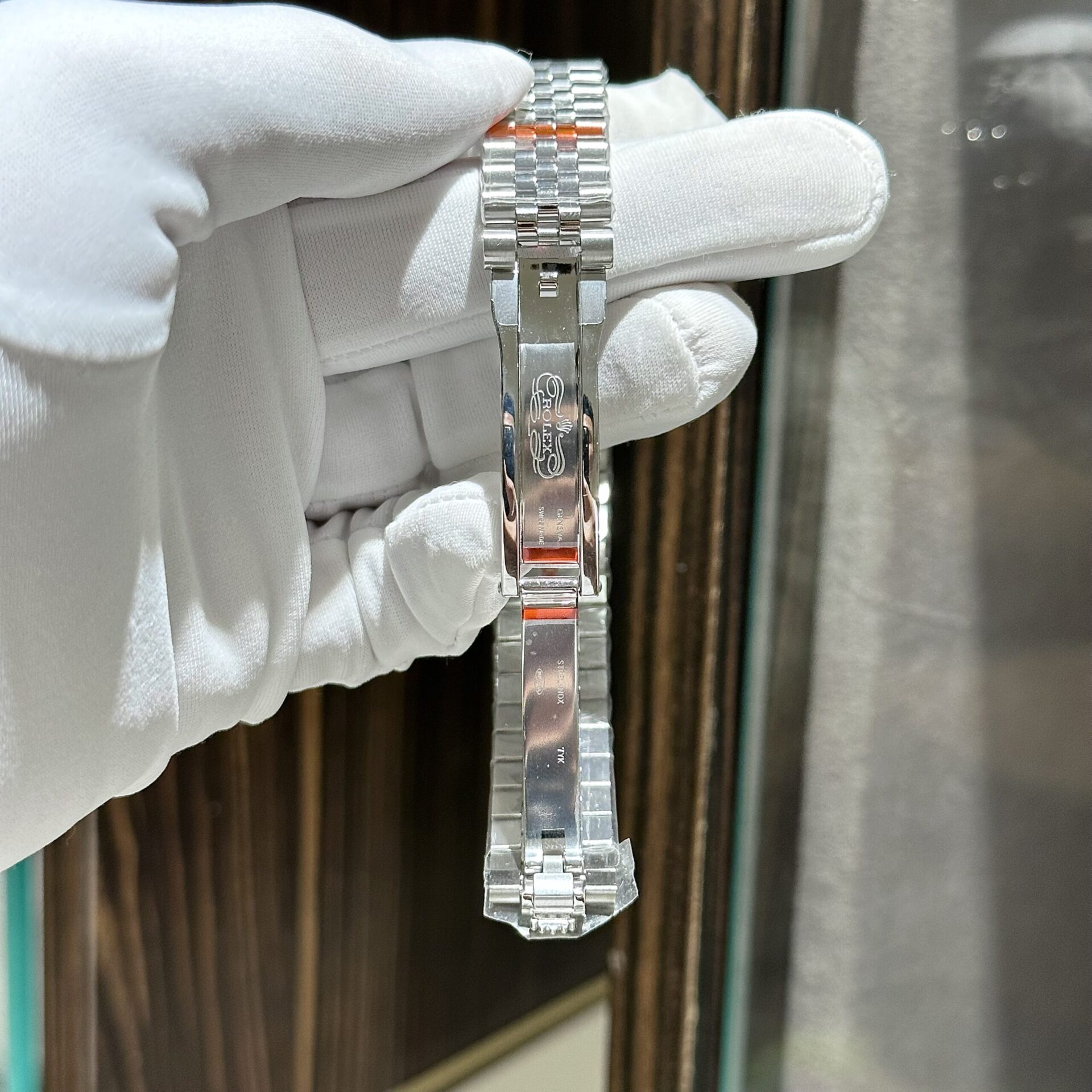 Rolex Rep 11 Watch DateJust Women s With Stone Bezel Jubilee Strap EW 31mm - Elite Watch Atelier