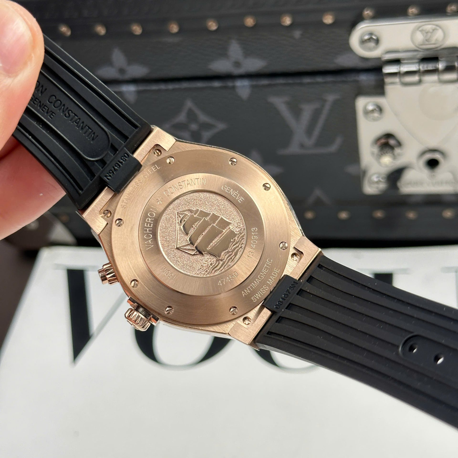Vacheron Constantin Replica Watch Overseas Dual Time 47450 White Dial Rubber Strap 9F 42mm - Top club