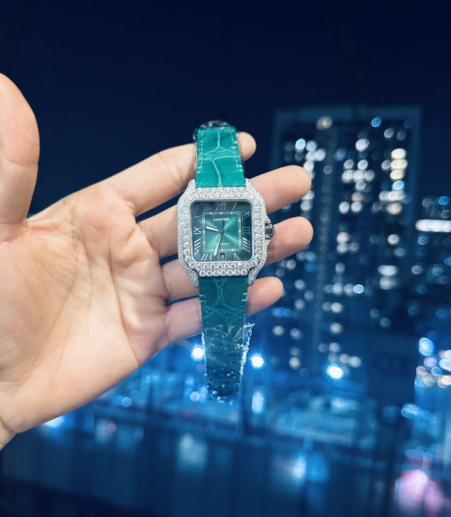 Cartier Santos With Green Moissanite Replica Watch 39.8mm - Top club