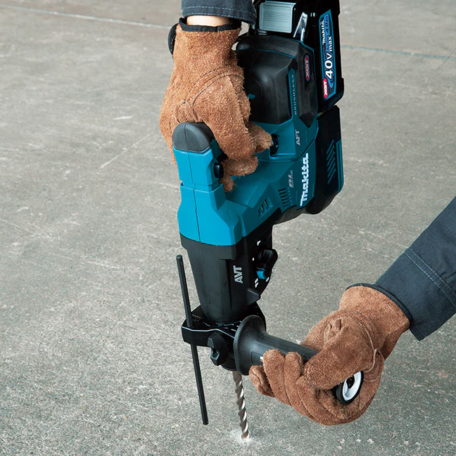 MAKITA HR001GM101 40V Max XGT  Brushless 1-1/8 in. Rotary Hammer SDS-PLUS with AWS Kit (4.0Ah x1)