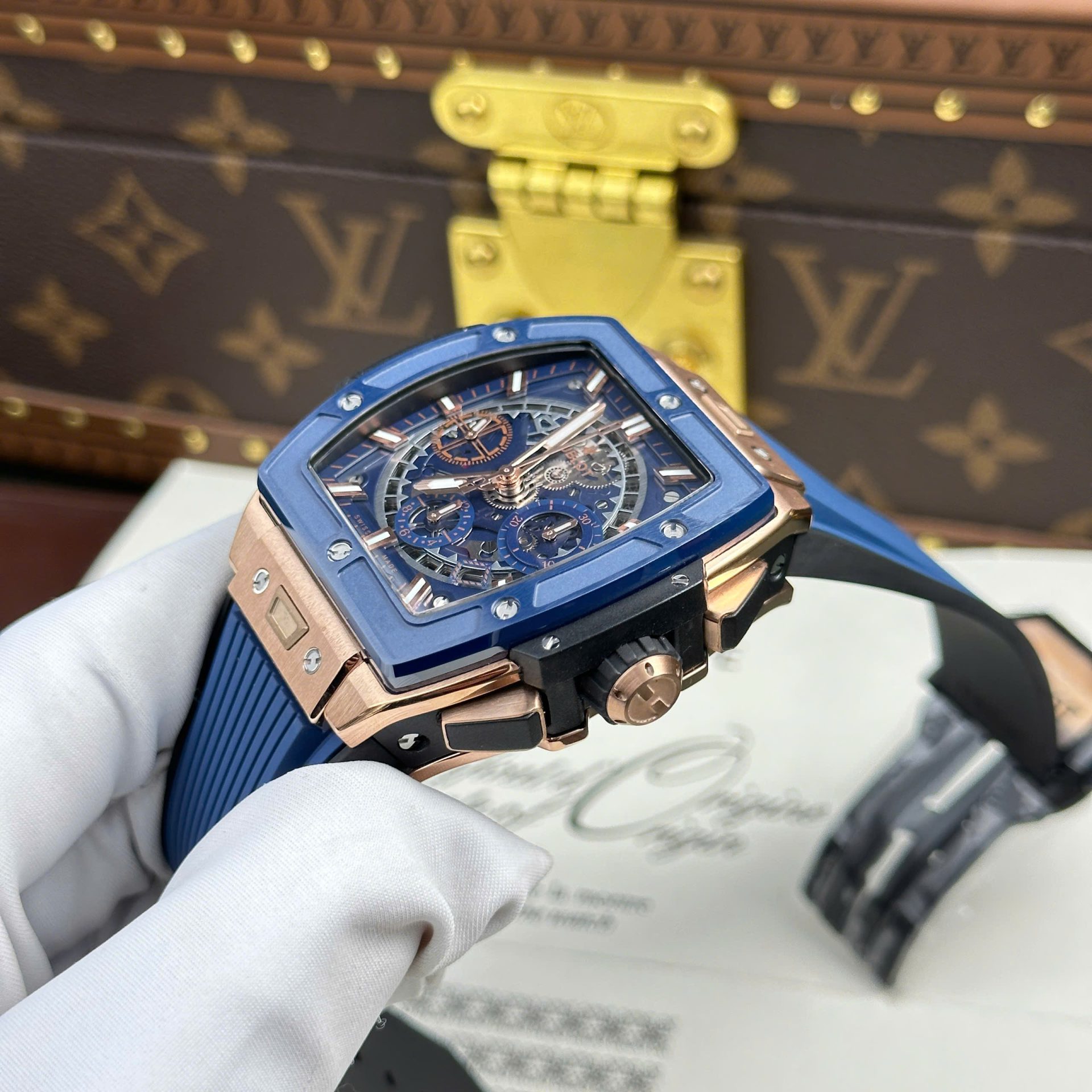 Hublot Spirit Of Big Bang King Gold Replica Watch Bezel Blue BBF Factory 42mm - Top club