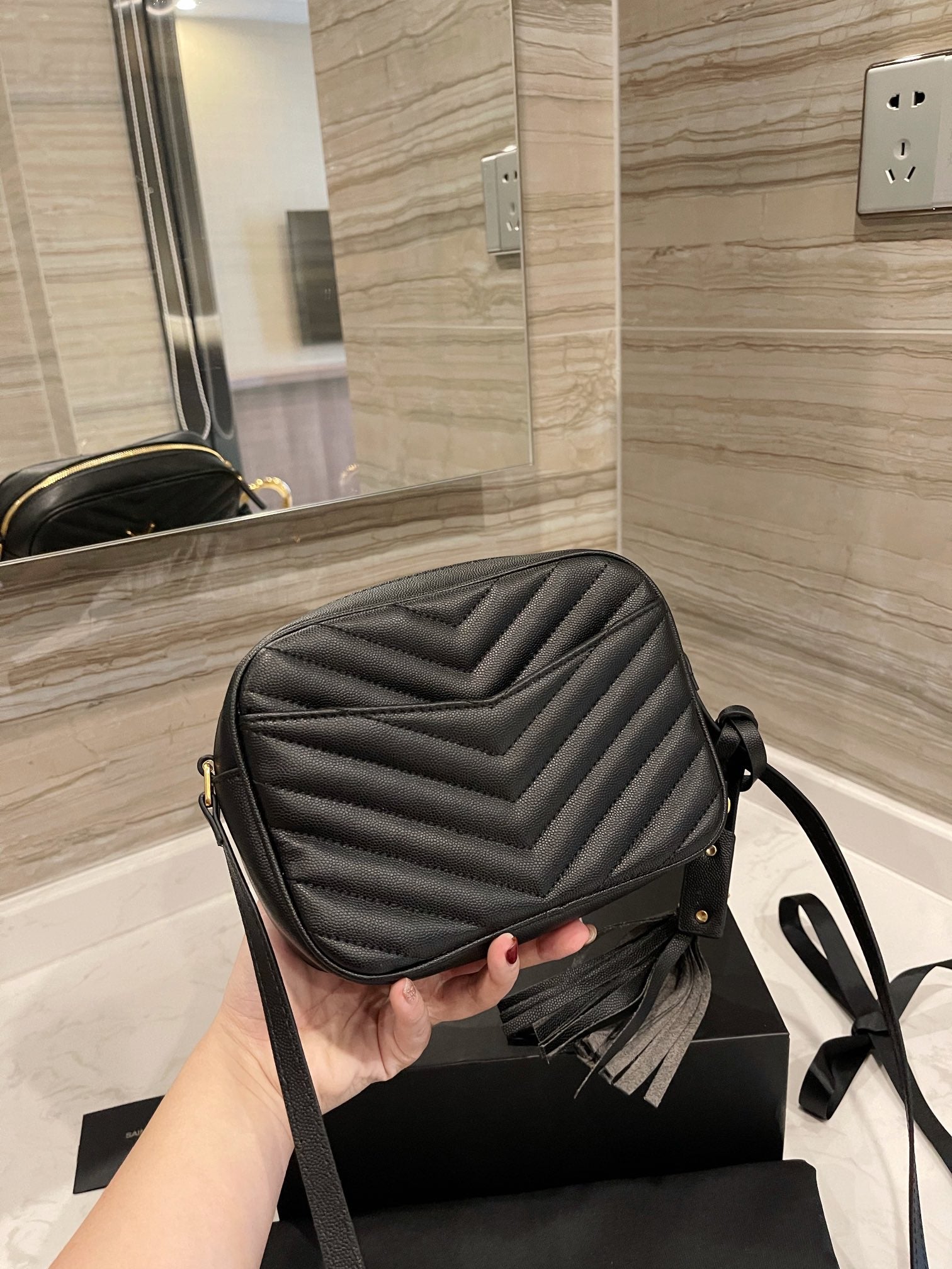 TO – Luxury Edition Bags SLY 1641:1High-quality replica