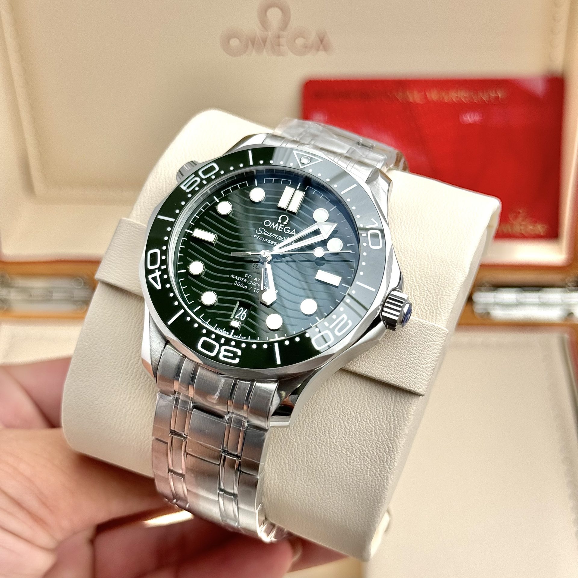 Omega Best Replica Watch Seamaster Diver 300M Dial Green VS Factory 42mm - Top club