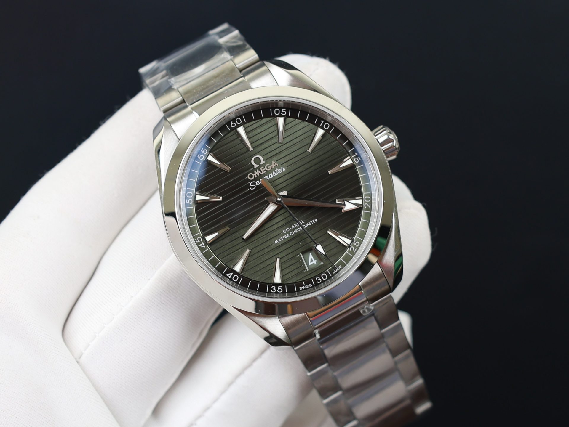 Omega Replica Watch Seamaster Aqua Terra Green Dial Metal Wire 41mm - Top club
