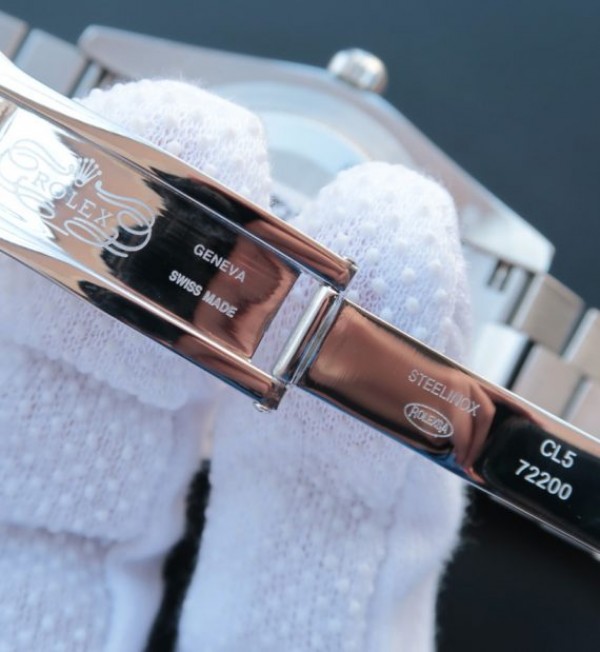 Replica Rolex Day-Date SS Diamonds Bezel Ice Blue Dial Crystal Markers SS Bracelet A3255 - Elite Watch Atelier