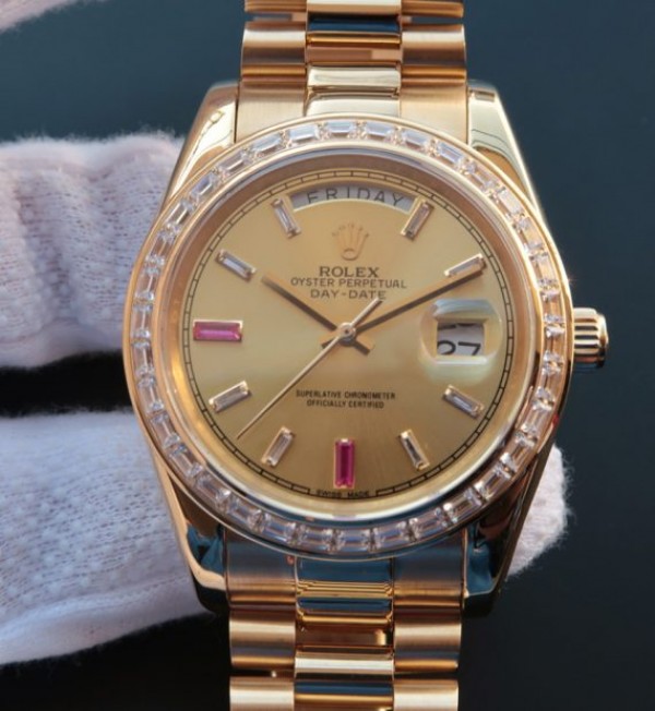 Replica Rolex Day-Date II RG Gold Dial Diamonds Bezel White/Red Crystal Markers RG Bracelet A3255 - Top club