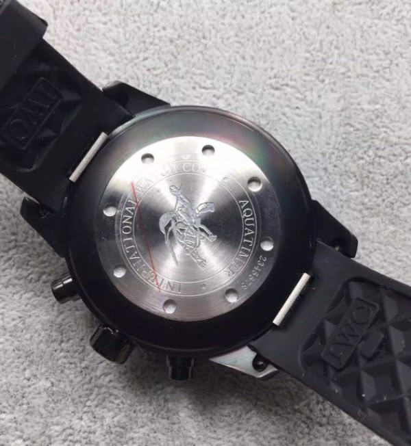 Replica IWC V6 Aquatimer Chronograph Black Rubber Strap - Top club