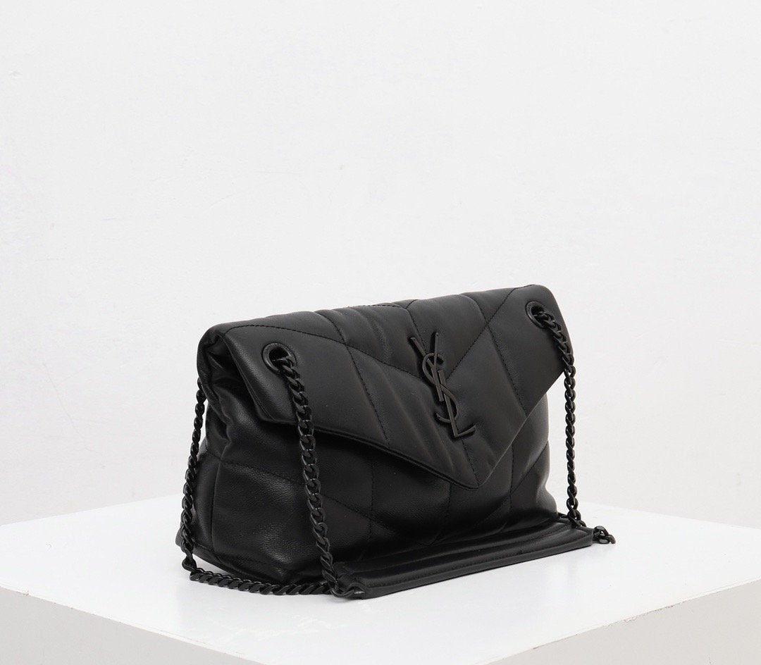 TO – Luxury Edition Bags SLY 1231:1High-quality replica