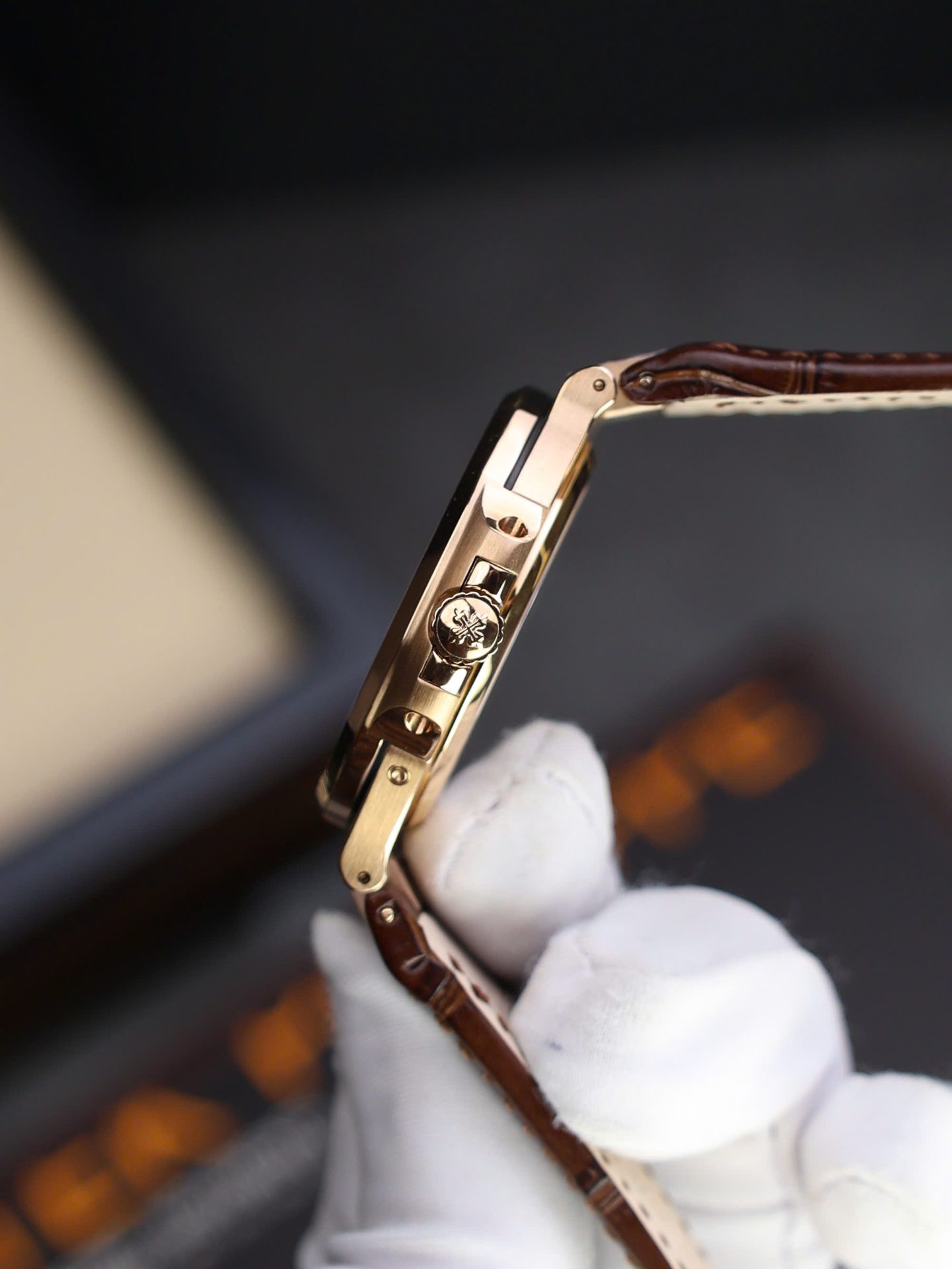 Patek Philippe Nautilus 5724 Rose Gold Replica Watch Full Function PPF Factory 40mm - Top club