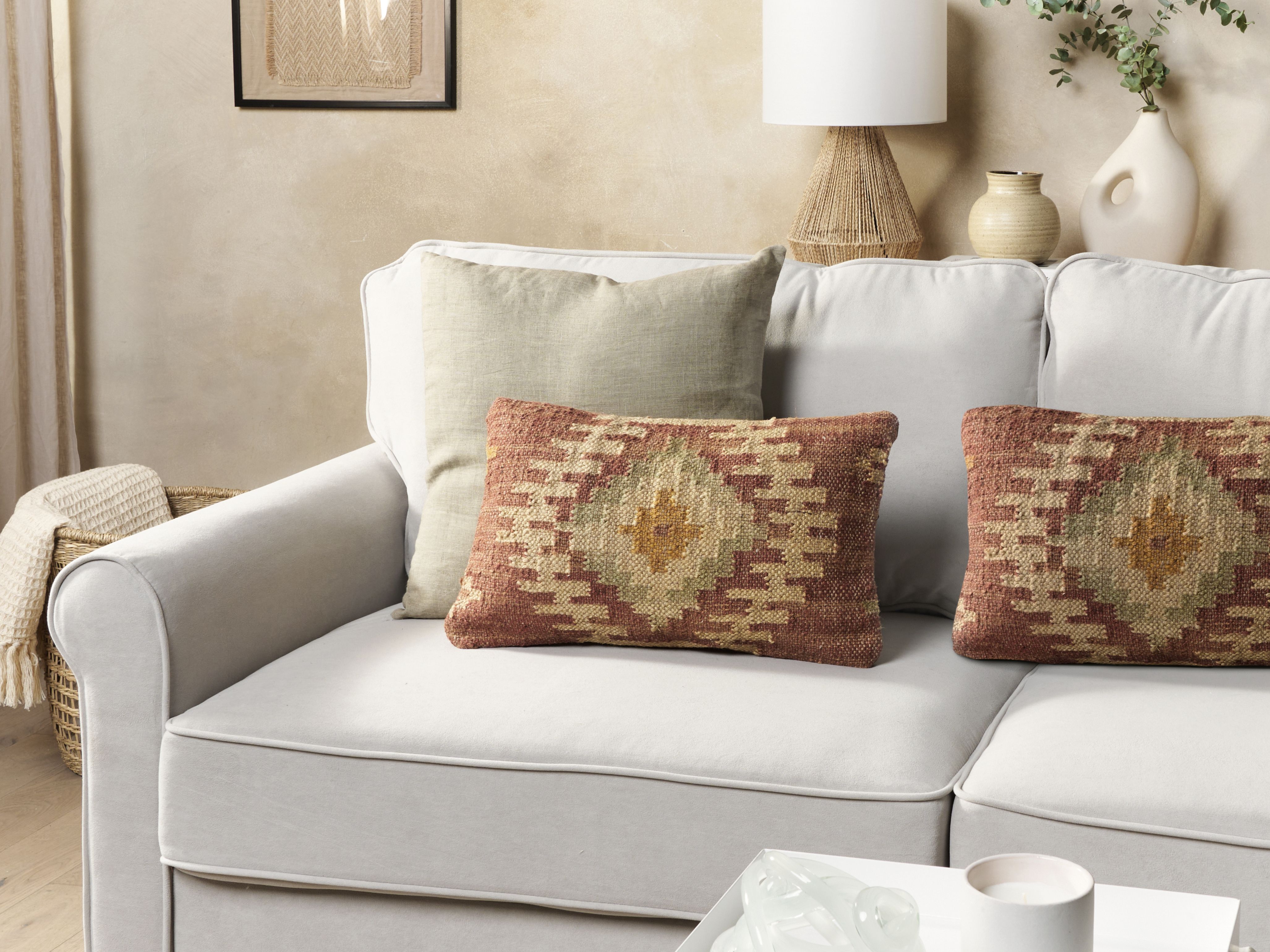 Set of 2 Decorative Cushions BEEL Jute 30 x 50 cm Multicolour Oriental Pattern