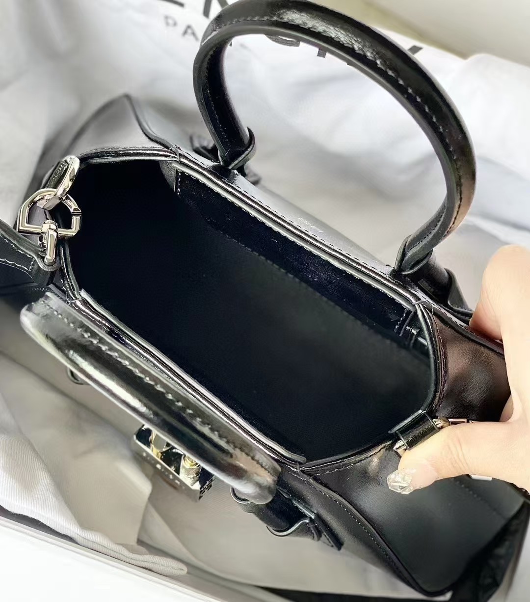 Givenchy Mini Antigona Stretch Bag1:1High-quality replica