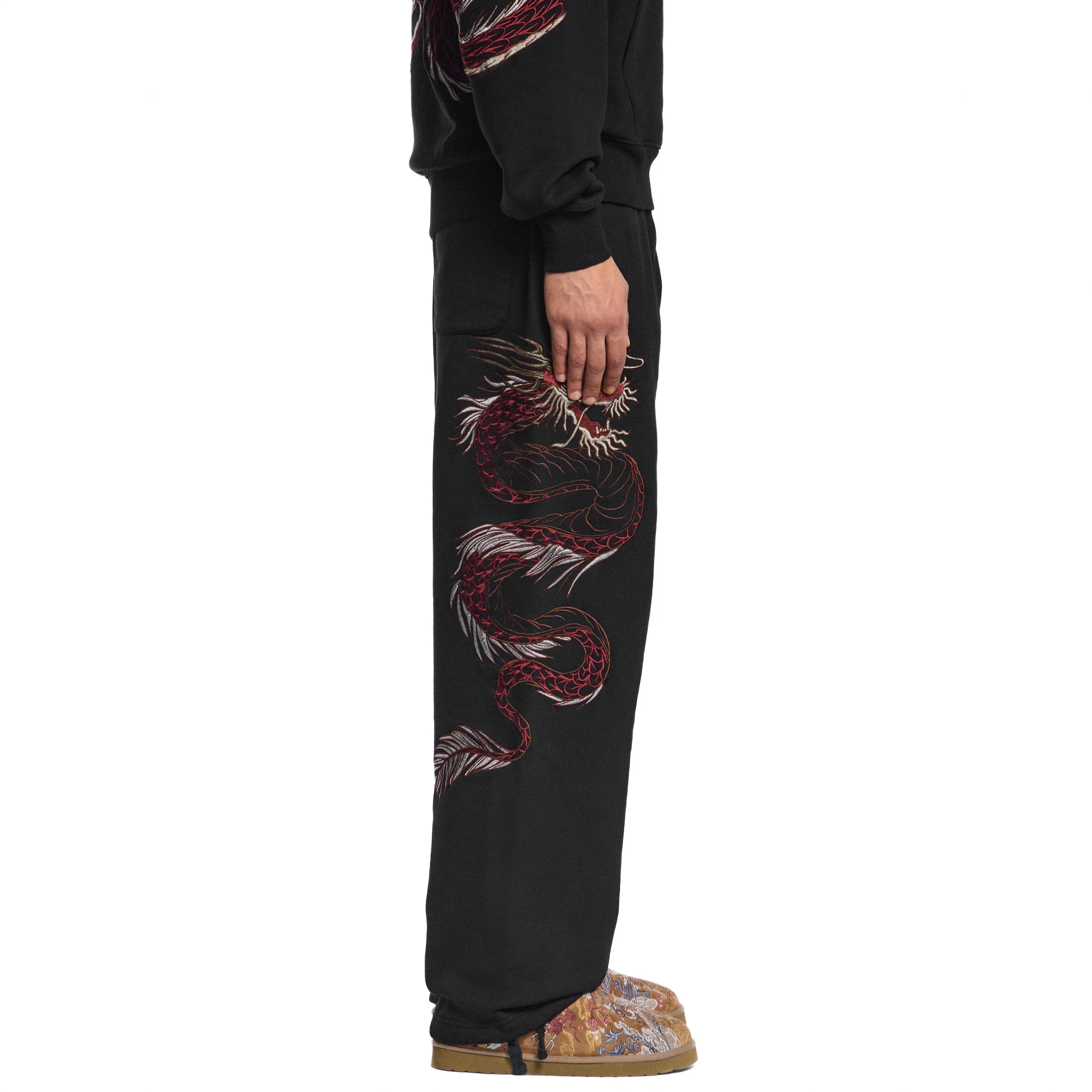 "yakuza v3" Sweatpants black 02