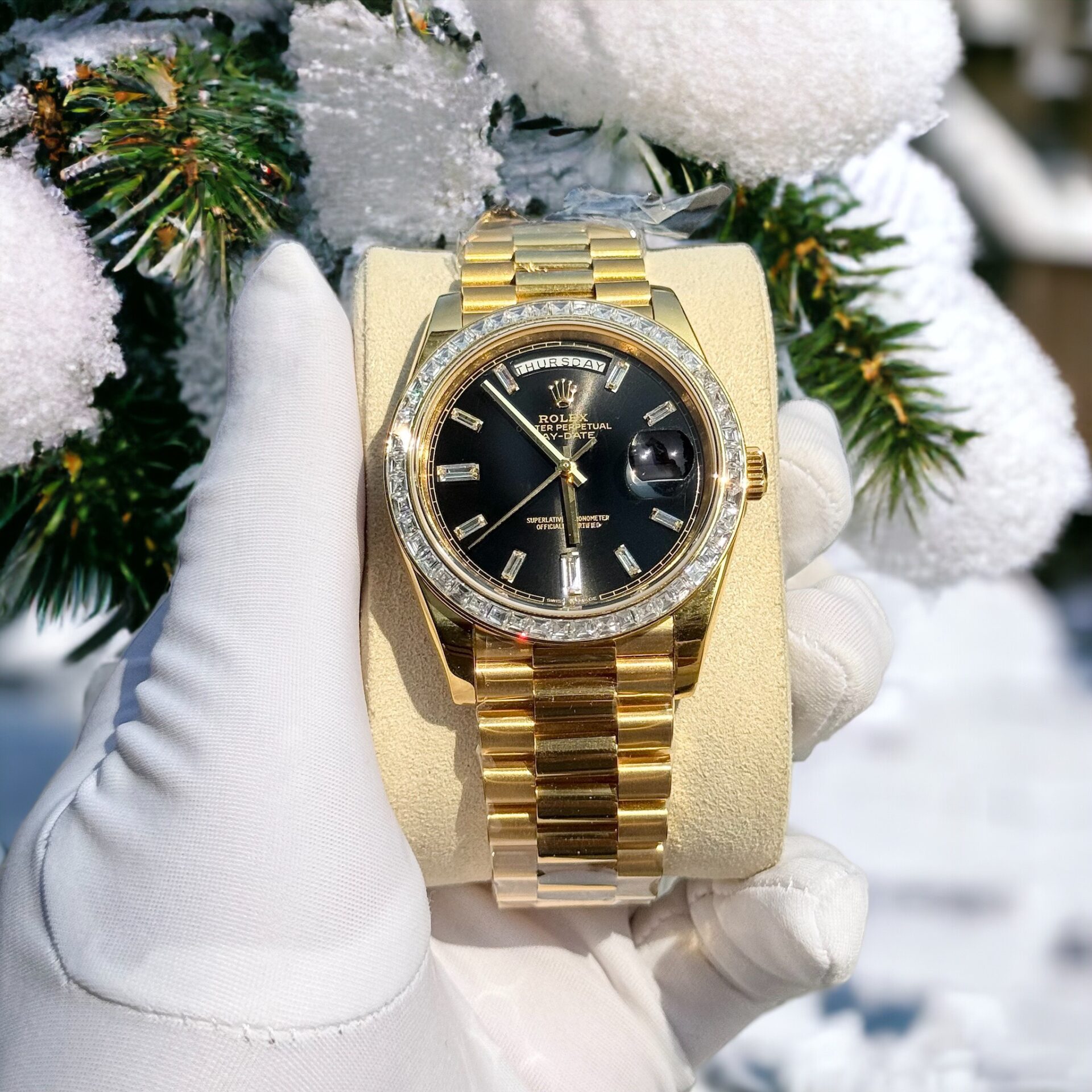 Rolex Day-Date 228238 Replica Watch 18K Gold Wrapped Moissanite Bezel GM 40mm - Elite Watch Atelier