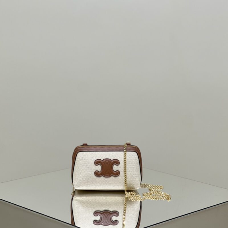 Replica Celine Triomphe Clutch White