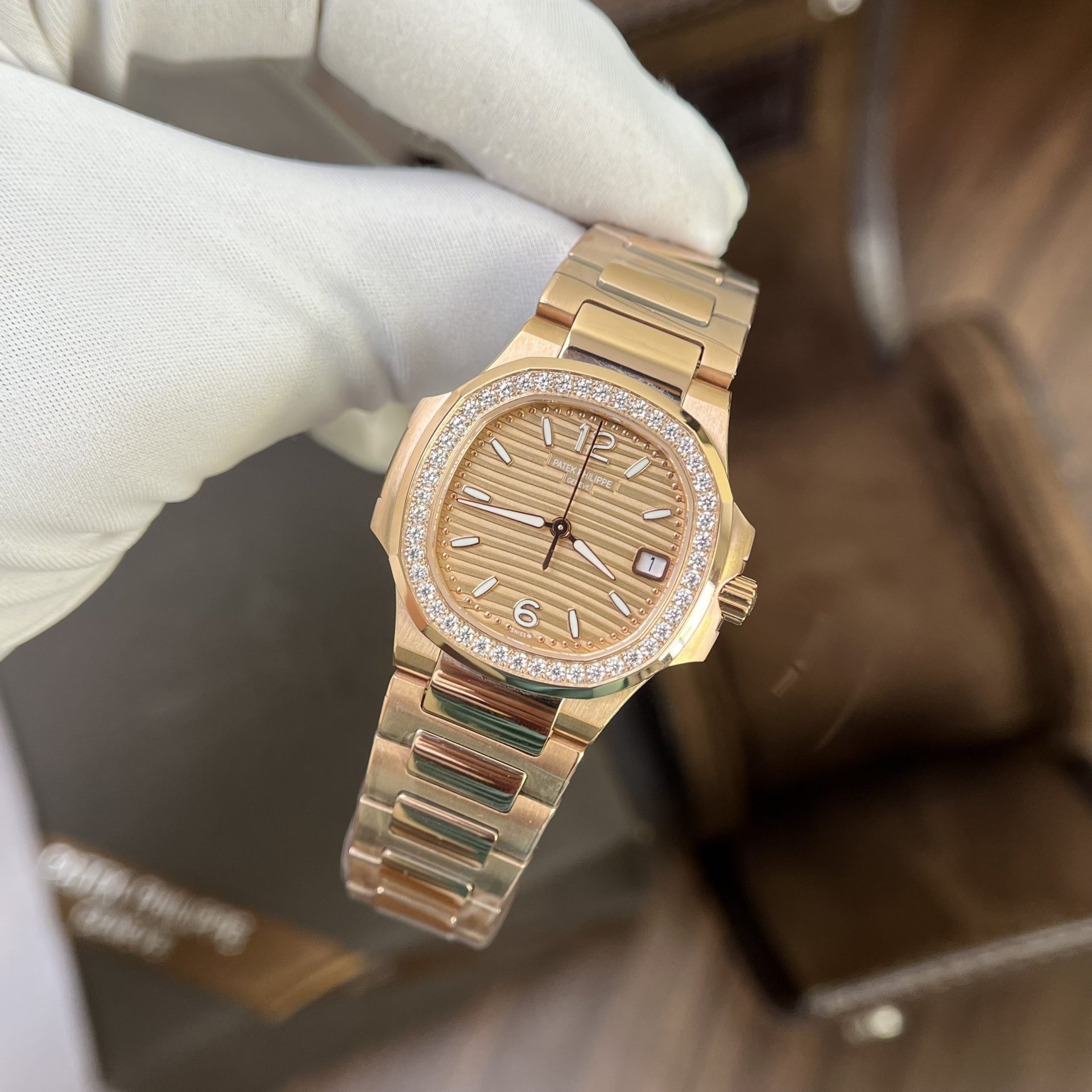 Patek Philippe Fake Watch Nautilus 7010 Dial Yellow 32mm - Top club