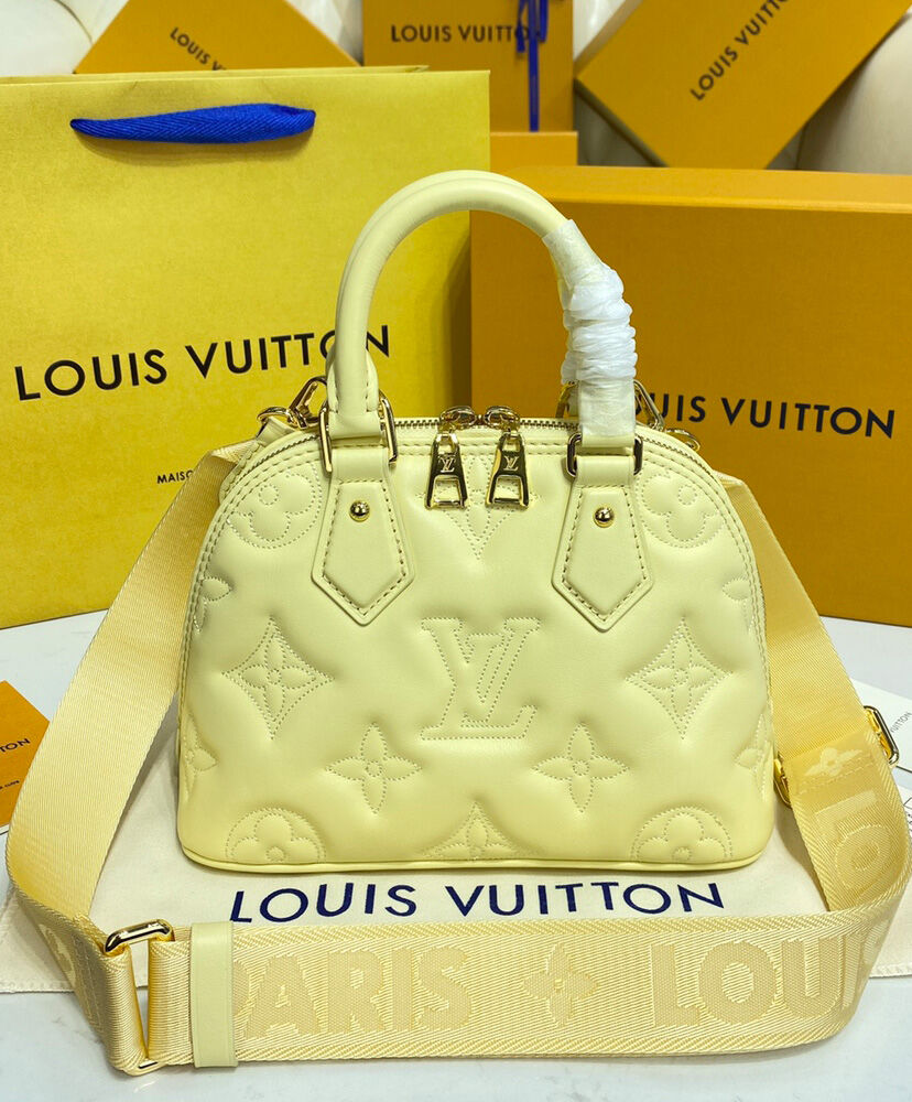 Louis Vuitton Alma BB1:1High-quality replica
