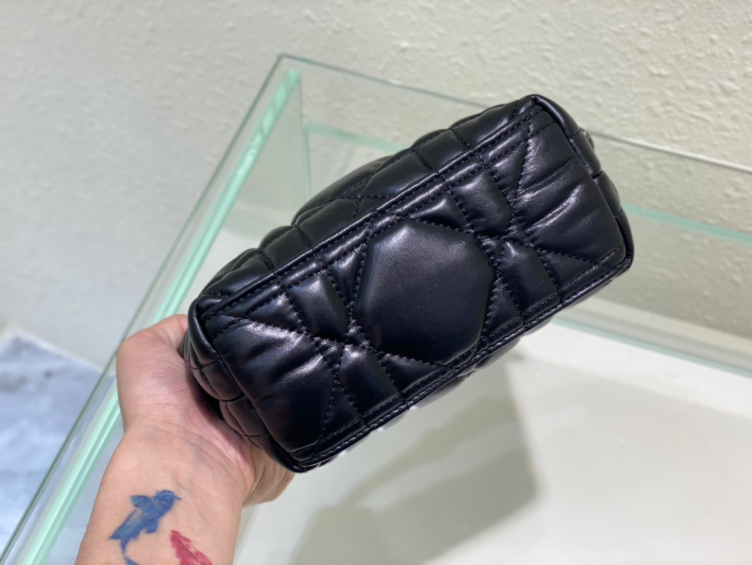 Christian Dior Small DiorTravel Nomad Pouch Black, For Women, Women’s Handbags 6in/15cm CD S5553BMIG_M9001:1High-quality replica
