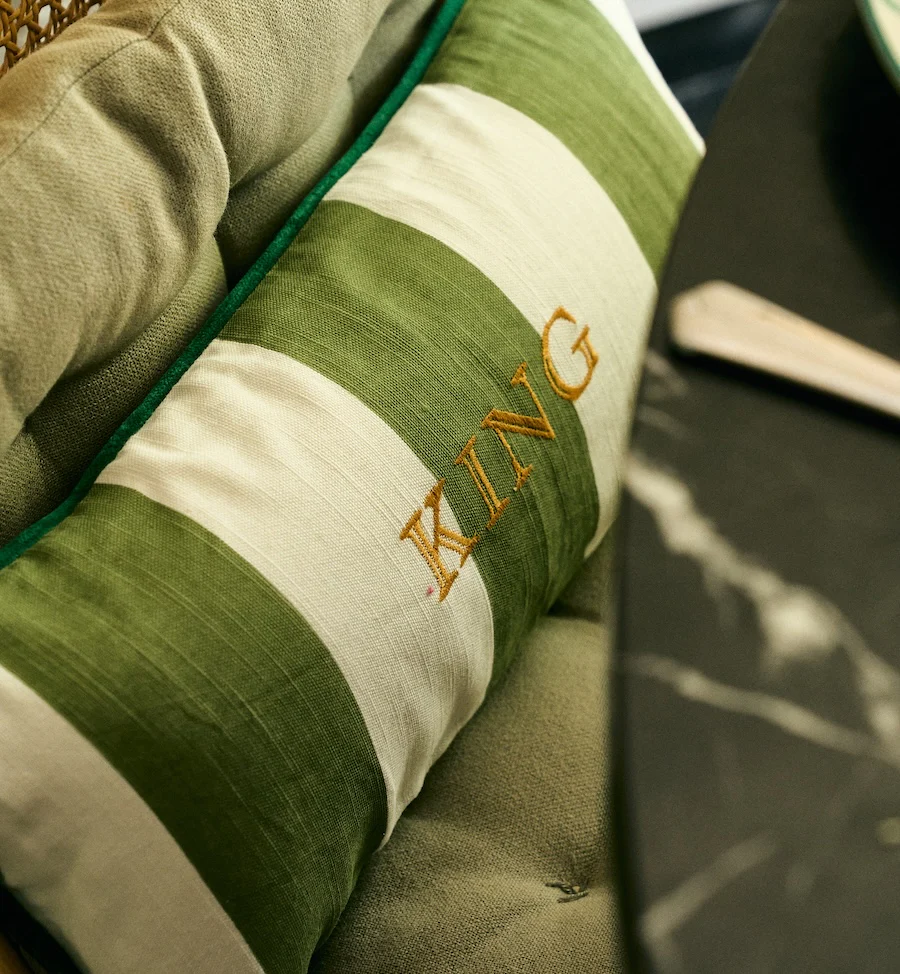 King Cushion
