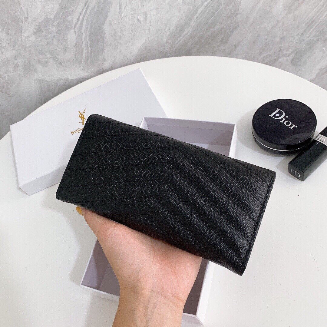 TO – Luxury Edition Bags SLY 1841:1High-quality replica