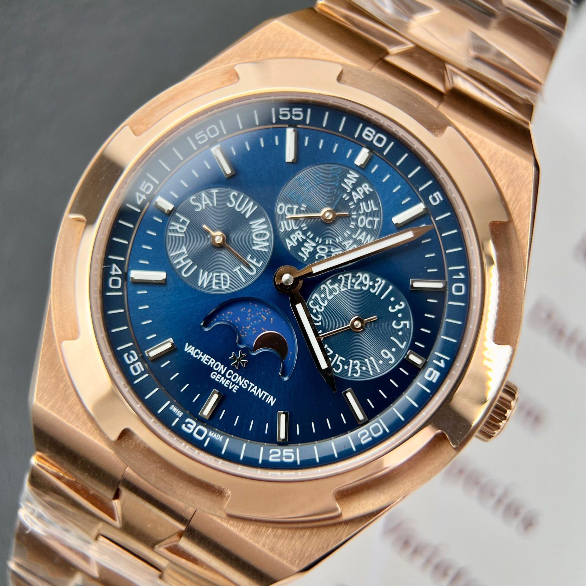 Vacheron Constantin Best Replica Watch Overseas 5500V Dial Blue 42.5mm - Top club