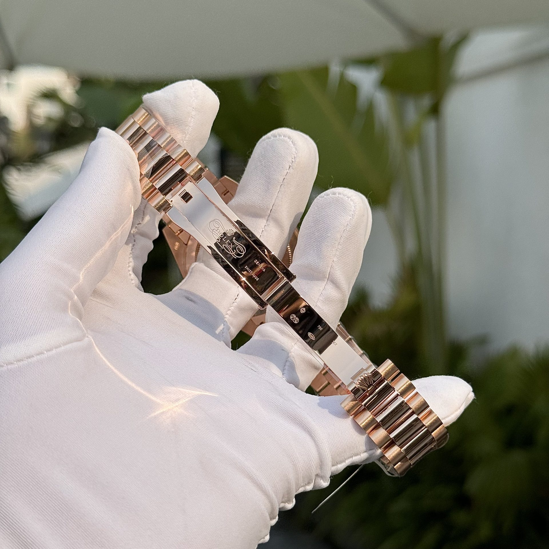 Rolex Replica Watch Day-Date 228235 Gold Wrapped Chocolate Dial GM Factory 40mm - Top club