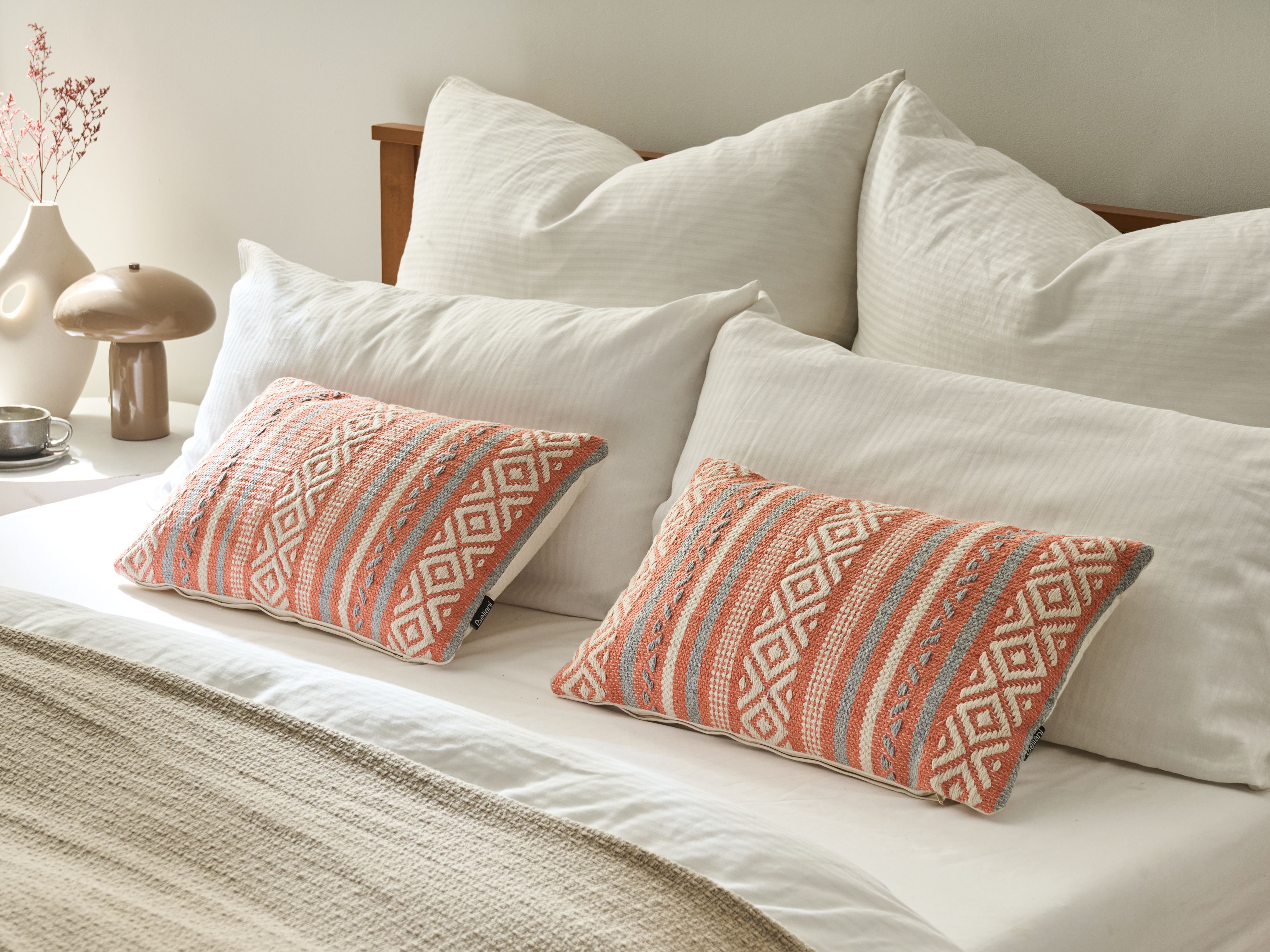 Set of 2 Decorative Cushions INULA Cotton 30 x 50 cm Orange Geometric Pattern