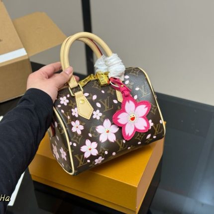 Speedy1:1High-quality replica