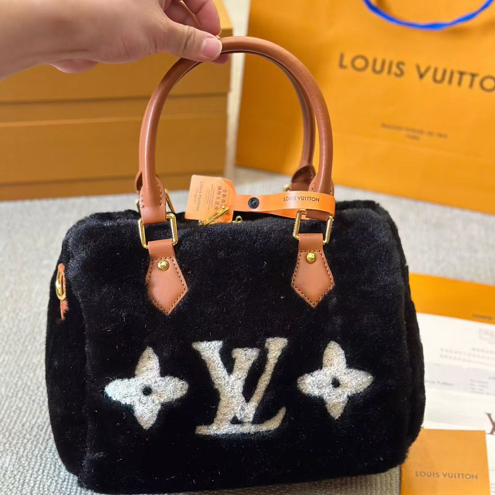 Louis Vuitton wool lamb bag1:1High-quality replica