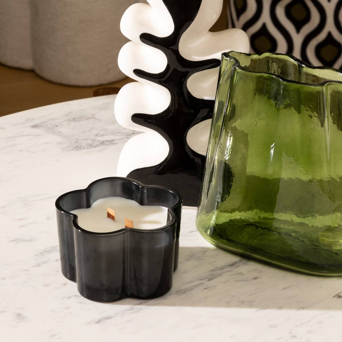 Scented candle "Twisted Lime" 330g