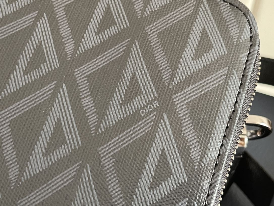 Pouch With Strap Diamond Black/Grey For Women‎ 6.5in/17cm CD 2ESBC119DCO_H43E1:1High-quality replica