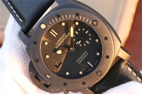 Replica Panerai PAM607 XF Left Handed Real Ceramic Black Leather Strap P9000 - Top club