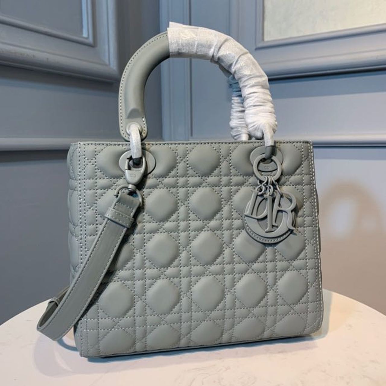 Christian Dior Lady Dior Bag 24cm Matte Hardware Lambskin Leather Spring/Summer Collection1:1High-quality replica
