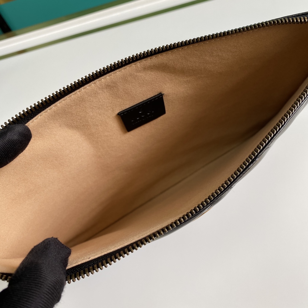 Replica Gucci Marmont Leather Pouch1:1High-quality replica