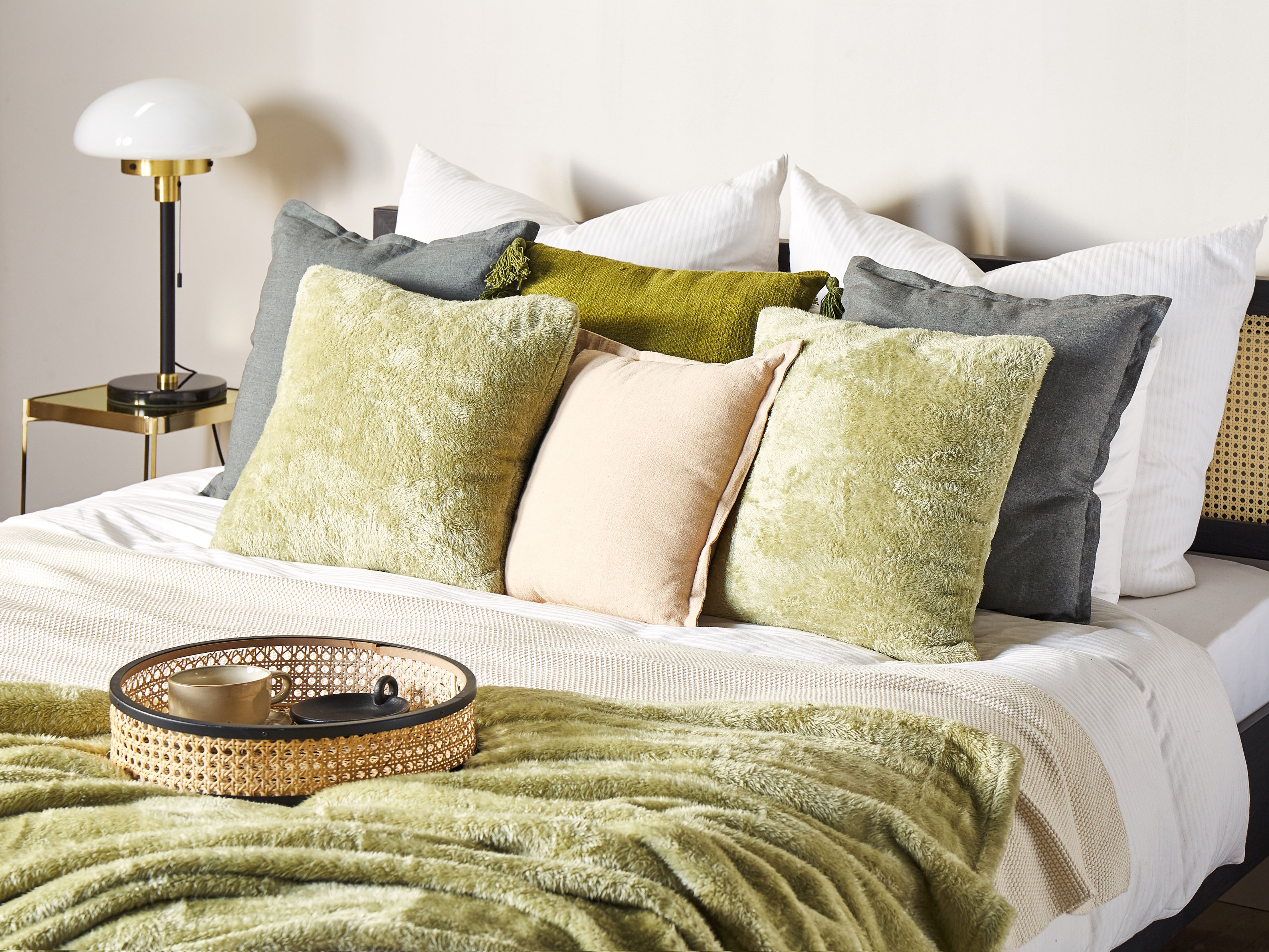 Throw Cushion PILEA Faux Fur 45 x 45 cm Light Green Solid